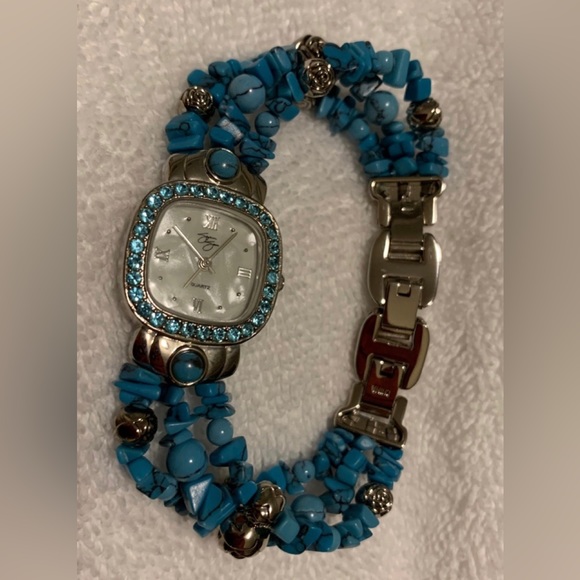 #J921 - VTG Suzanne Somers Turquoise, Aqua Crystals & Silver-tone Ladies Watch - Picture 7 of 13
